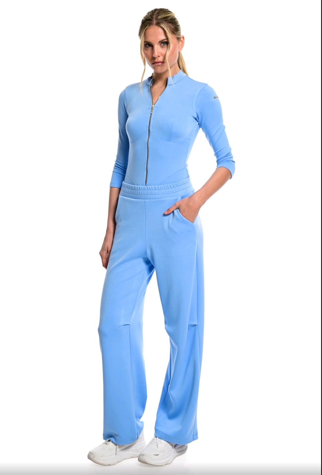 IMG-e29a3961fdc2861bdf1119b5f0a968c1-V